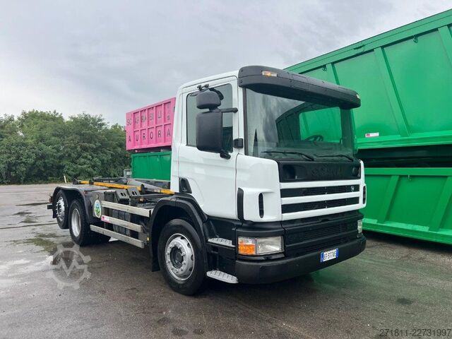 Roll-off tipper truck SCANIA SCANIA CV 94D 260 SCARRABILE USATO