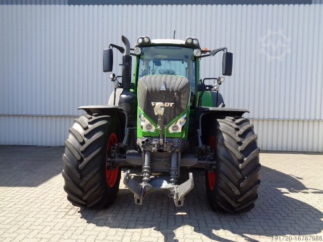 Traktoren (Schlepper) Fendt 824 Vario S4 ProfiPlus