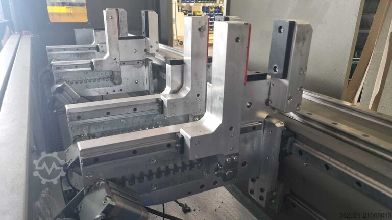 CNC-Bearbeitungszentrum mit 4 Achsen – nicht pendelnd Pertici P107