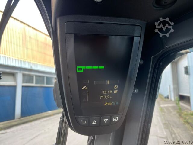 Electric 4-wheel forklift Linde E 25 L - 01 // Triplex // nur 700Std. // Zinkenver