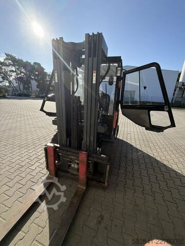 Diesel forklifts DOOSAN D30GP