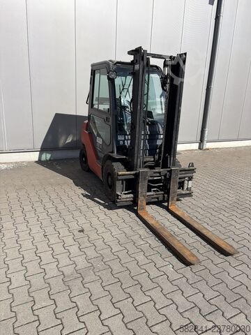Diesel forklifts TOYOTA 02-8F DF 25