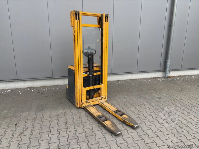 Electric pedestrian stacker JUNGHEINRICH EJC214
