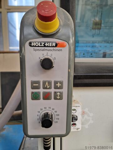 CNC Bearbeitungszentrum 3-Achse Wasserge HOLZ-HER UNI-MASTER 7226