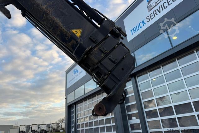 Autokran RENAULT Premium 320 4x2 Hiab 102-3