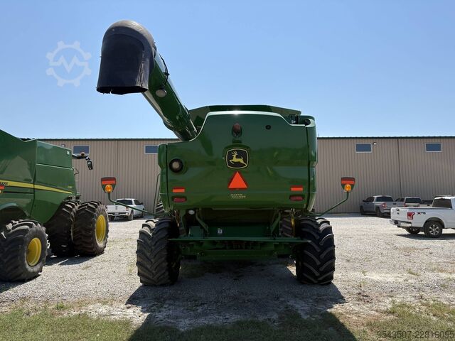 Mähdrescher John Deere S680