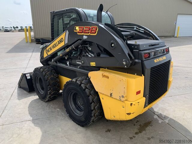 Radlader New Holland L328