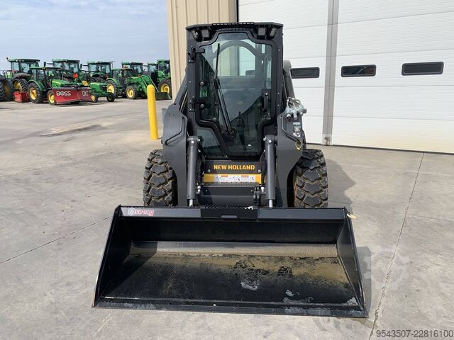 Radlader New Holland L328