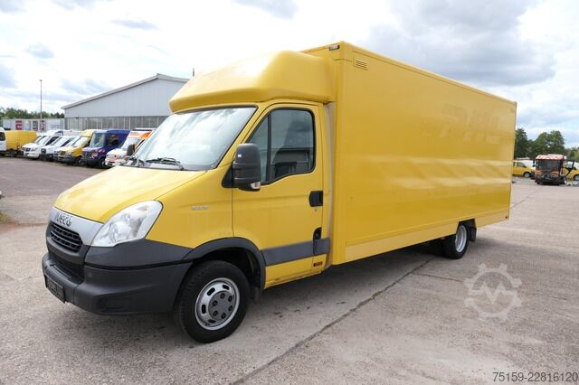 Transporter mit Koffer iveco Daily 50C15 COC