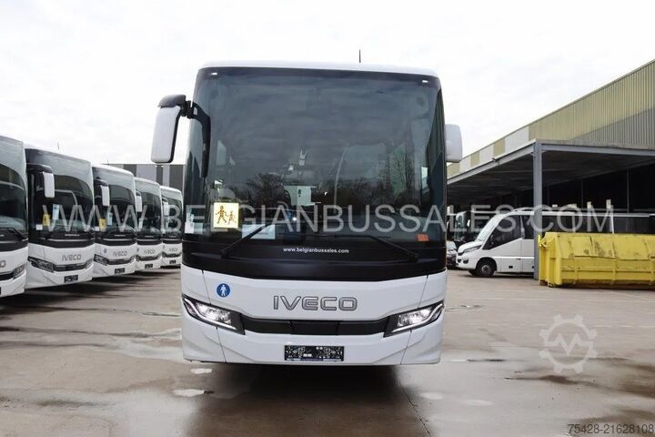 Intercitybus Iveco Crossway 12m Pop / Double middle door / Prép li...