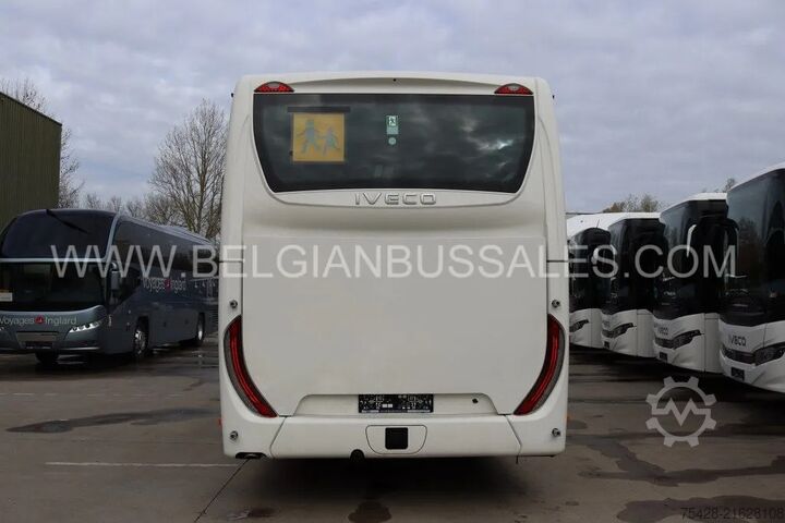 Intercitybus Iveco Crossway 12m Pop / Double middle door / Prép li...
