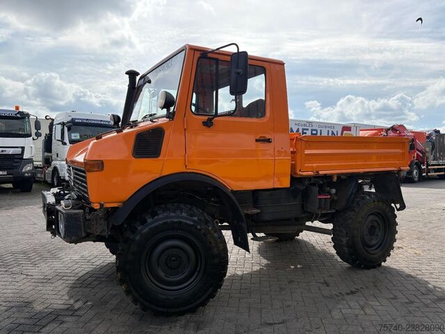 Koffer UNIMOG 424 + 4X4 + BJ 1977 + MANUAL + 261666 KM + HYDR...