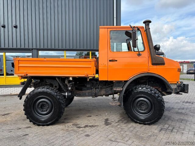 Koffer UNIMOG 424 + 4X4 + BJ 1977 + MANUAL + 261666 KM + HYDR...