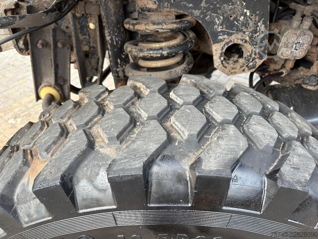 Koffer UNIMOG 424 + 4X4 + BJ 1977 + MANUAL + 261666 KM + HYDR...