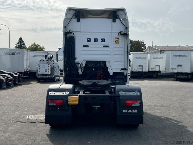 Standard SZM MAN TGX 500 E6 XLX 2 Tanks Kühlbox Retarder Navi