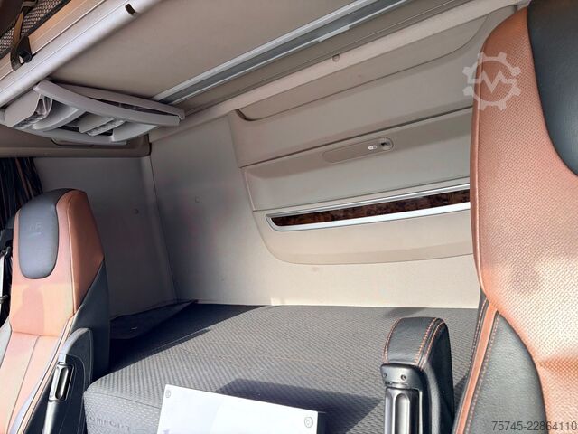 Wechselfahrgestell LKW DAF XF 530 FAN  / LENK+LIFT / 1.HD / STAND * ALCOA