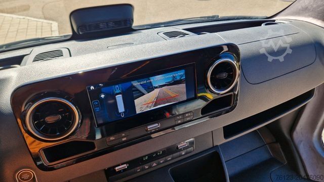 Minibus MERCEDES-BENZ 2 x 517 Lord Comfort XXL Lagerfahrzeug 23 SS