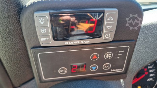 Minibus MERCEDES-BENZ 2 x 517 Lord Comfort XXL Lagerfahrzeug 23 SS