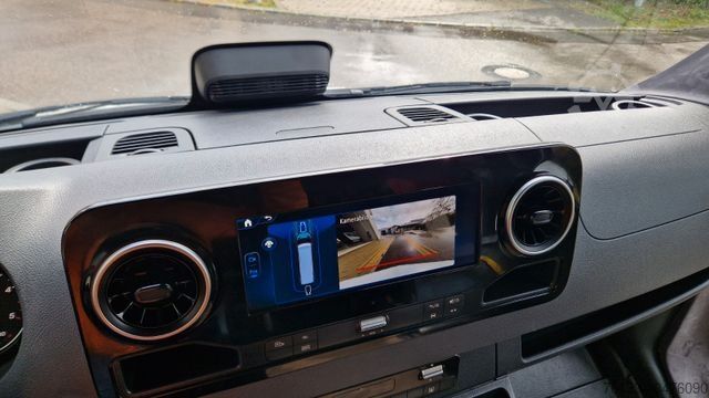 Minibus MERCEDES-BENZ 2 x 517 Lord Comfort XXL Lagerfahrzeug 23 SS