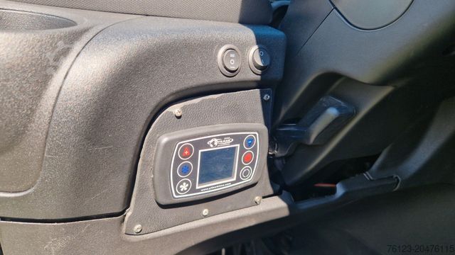 Kleinbus IVECO Daily C35 M1 9 Sitzer sauberes Fahrzeug