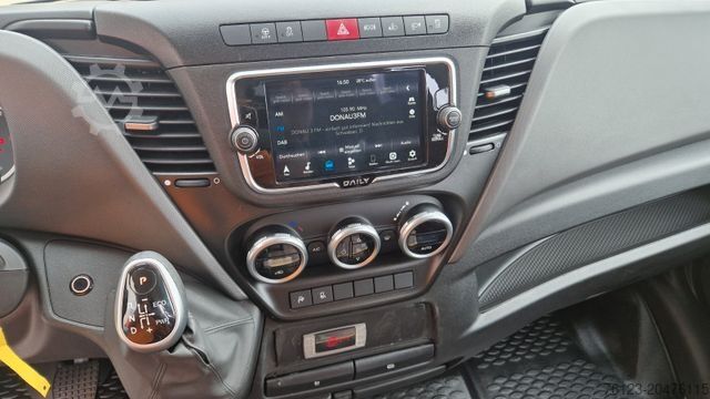 Minibus IVECO Daily C35 M1 9 Sitzer sauberes Fahrzeug