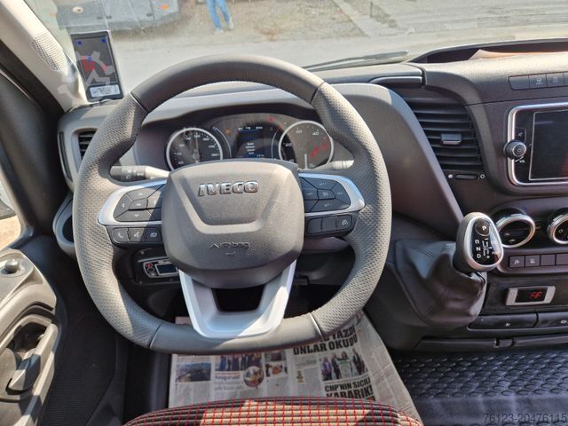 Kleinbus IVECO Daily C35 M1 9 Sitzer sauberes Fahrzeug