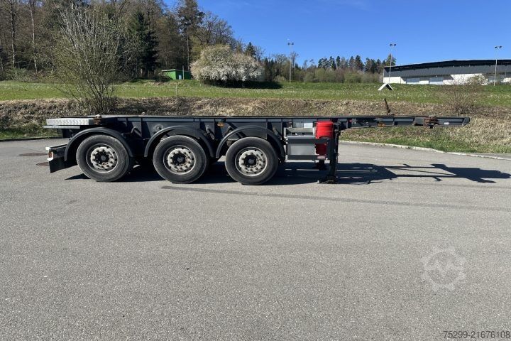 Swap body semitrailer Schwarzmüller SPA 3/E Containertransport / Swiss-Vehicle