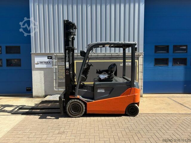 VS-22801 Electric forklift Toyota 8FMBT25 TOYOTA 8FMBT25