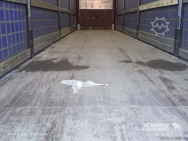 Auflieger mit Pritsche & Plane Schmitz Cargobull Semitrailer Curtainsider Standard