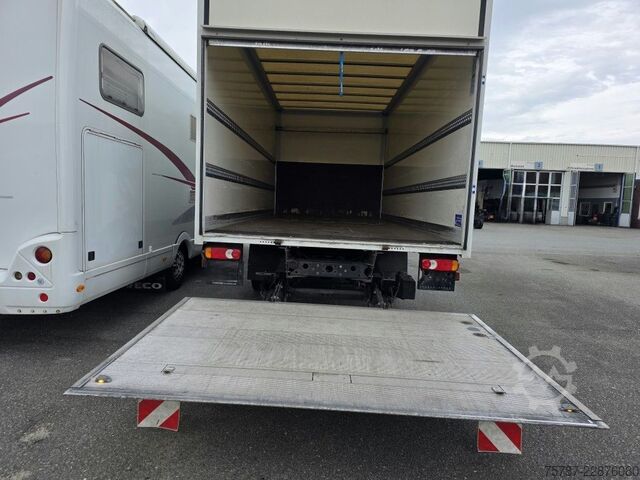 Transporter mit Koffer IVECO 75-210 Koffer + LBW, Klima, Kamera