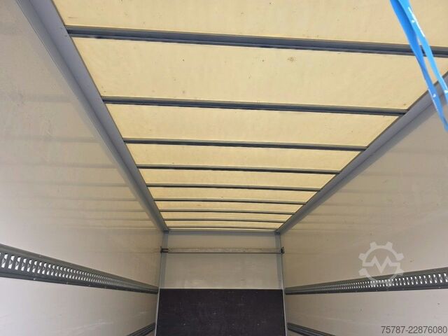 Transporter mit Koffer IVECO 75-210 Koffer + LBW, Klima, Kamera