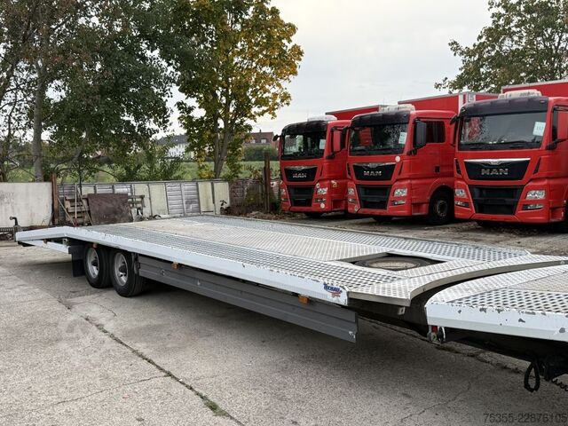 Autotransporter Anhänger Techau 9m Luftfederung Strom Durchladefunktion