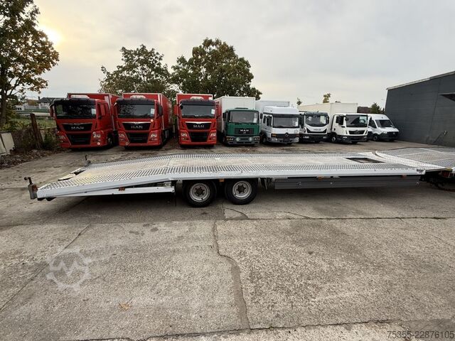 Autotransporter Anhänger Techau 9m Luftfederung Strom Durchladefunktion