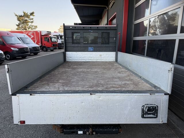 Pritschenwagen IVECO Daily 35S18 Klima Tempomat 3-Sitz AHK Euro6