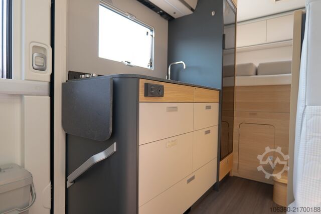 ADRIA CORAL XL AXESS 600 DP - SPEED EDITION MANSARDATO GEBRAUCHT ADRIA CORAL XL AXESS 600 DP - SPEED EDITION
