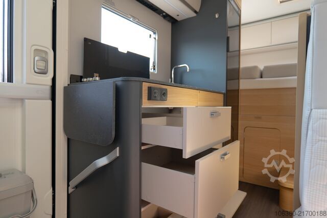 ADRIA CORAL XL AXESS 600 DP - SPEED EDITION MANSARDATO GEBRAUCHT ADRIA CORAL XL AXESS 600 DP - SPEED EDITION