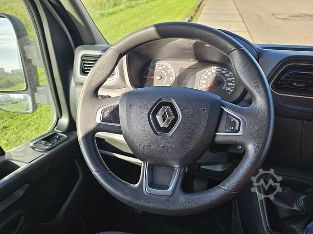 High-roof van RENAULT MASTER 2.3 L2H2 Navi Euro6 AC!