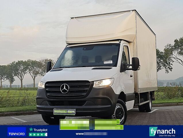 Suitcase MERCEDES-BENZ SPRINTER 516 Bakwagen Laadklep!