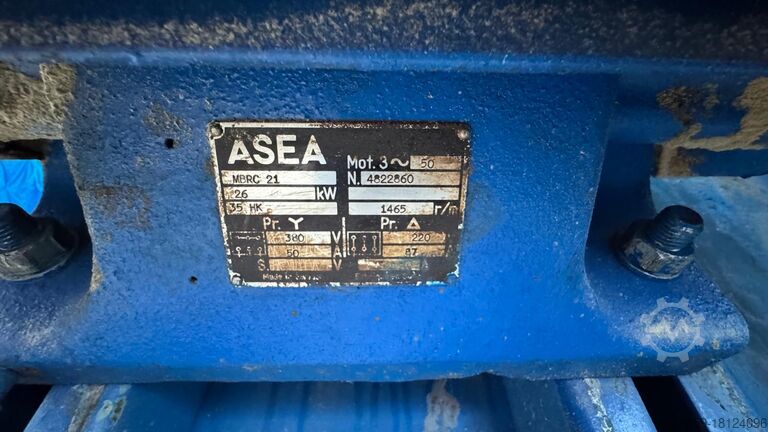 Wood shredder Bruks 602CS