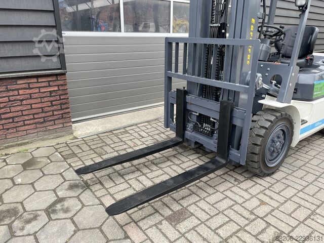 Eurotrac FE30 ECO electric forklift NEW EUROTRAC FE30 ECO electrische heftruck NIEUW