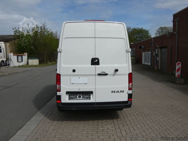 Commercial vehicle MAN TGE  3.180 L2H2 Automatik Standheiz Schlafplatz
