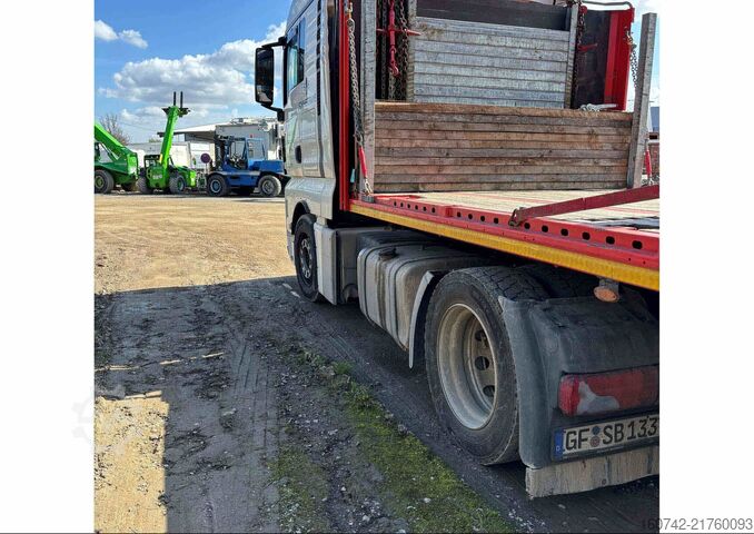 Standard tractor unit MAN TGX 18.440
