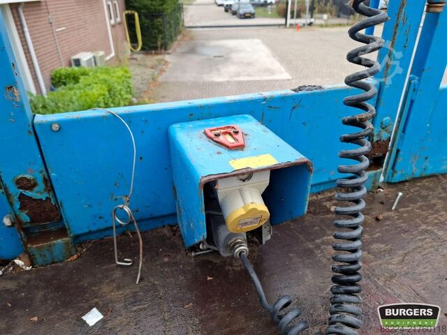Scissor lift Hollandlift HL220D25