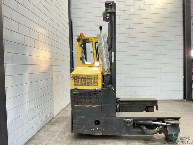 Side-loader forklift Combilift C3000CB