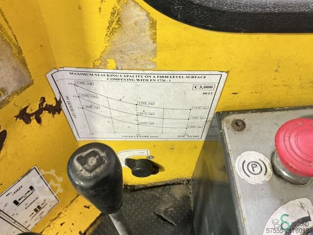 Side-loader forklift Combilift C3000CB