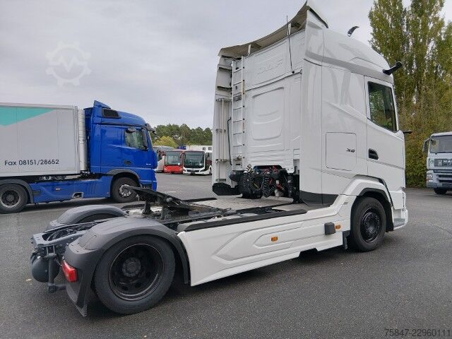 Volumen SZM DAF XG 480 FT LowDeck Hubkupplung