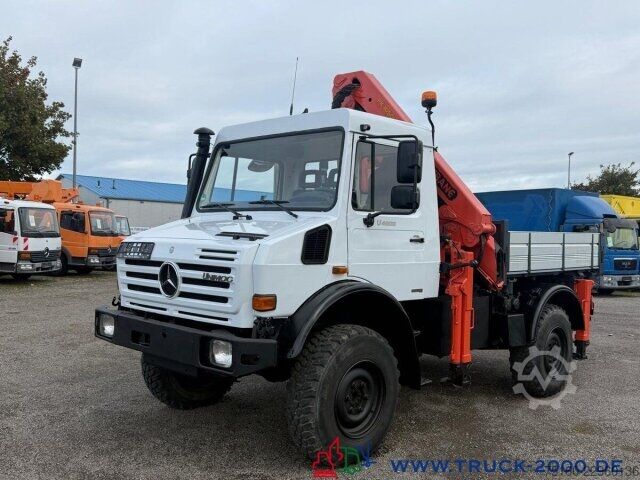 LKW mit Pritsche (offen) Unimog U4000 4x4 Palfinger Kran PK10501 Hakenhöhe 11,5M