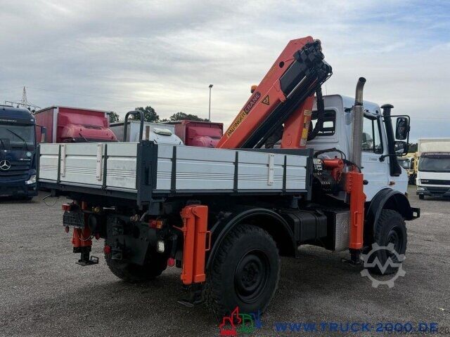 LKW mit Pritsche (offen) Unimog U4000 4x4 Palfinger Kran PK10501 Hakenhöhe 11,5M