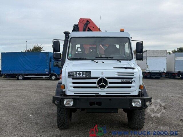 LKW mit Pritsche (offen) Unimog U4000 4x4 Palfinger Kran PK10501 Hakenhöhe 11,5M