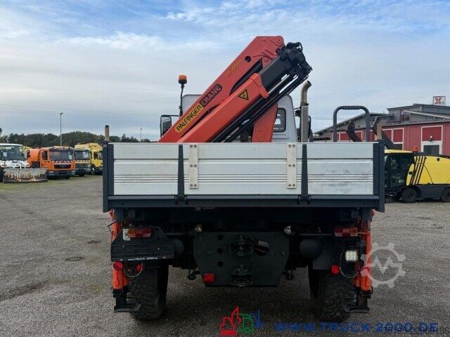 LKW mit Pritsche (offen) Unimog U4000 4x4 Palfinger Kran PK10501 Hakenhöhe 11,5M